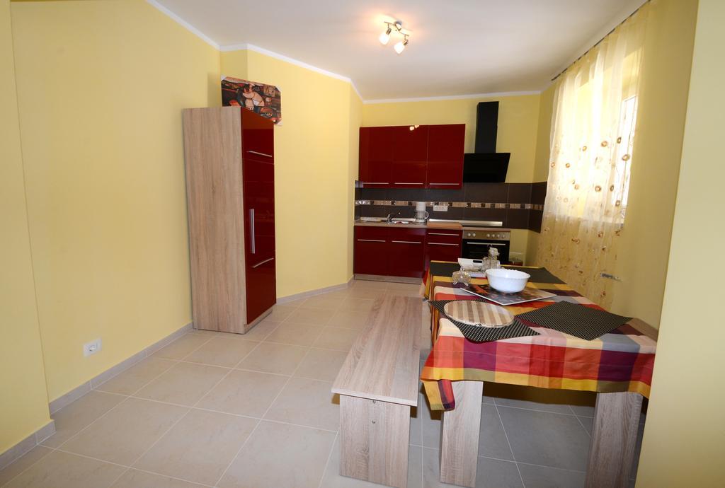 Apartments Villa Mimi Visnjan Phòng bức ảnh