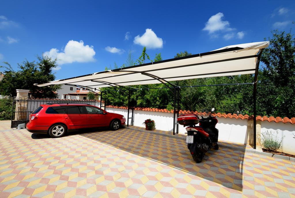 Apartments Villa Mimi Visnjan Phòng bức ảnh