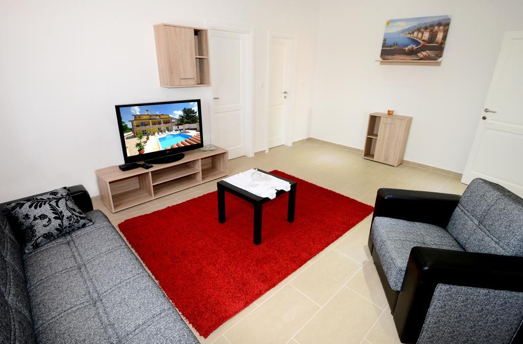 Apartments Villa Mimi Visnjan Ngoại thất bức ảnh