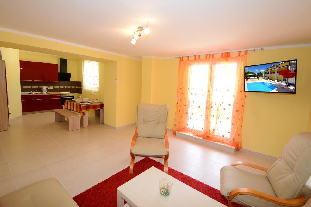 Apartments Villa Mimi Visnjan Phòng bức ảnh